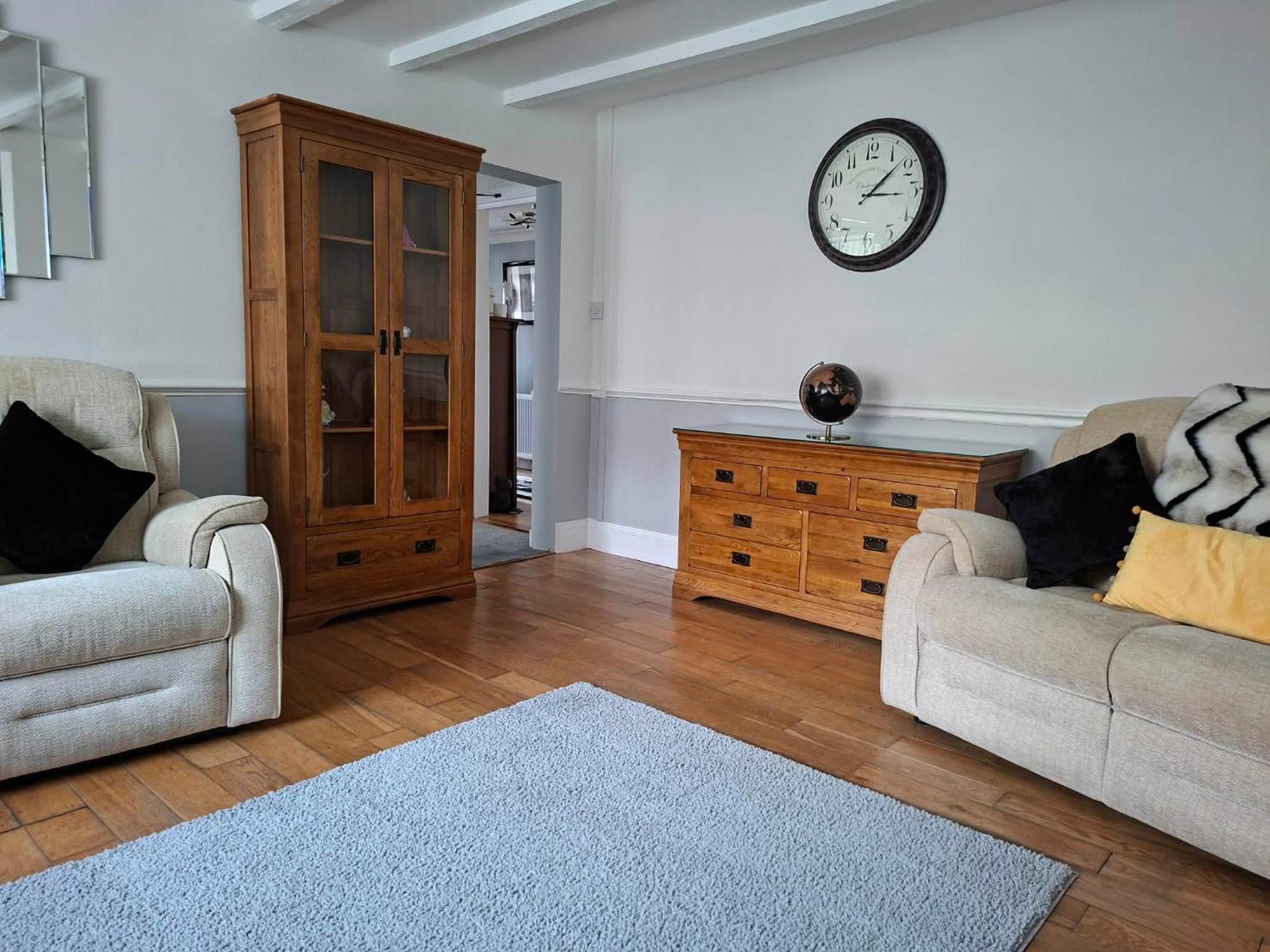 Deluxe King Suite