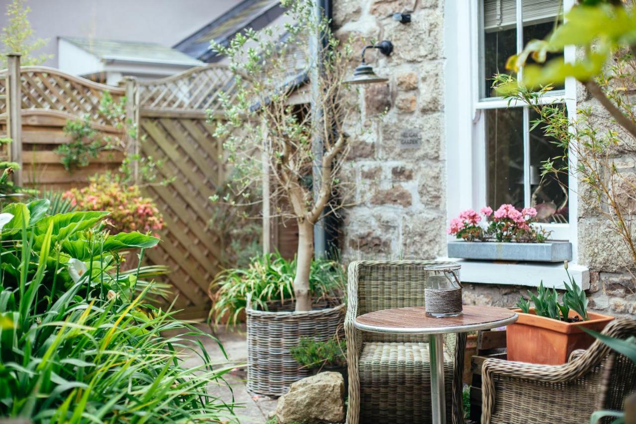 Small Double Room Garden View,850965806:JPEG