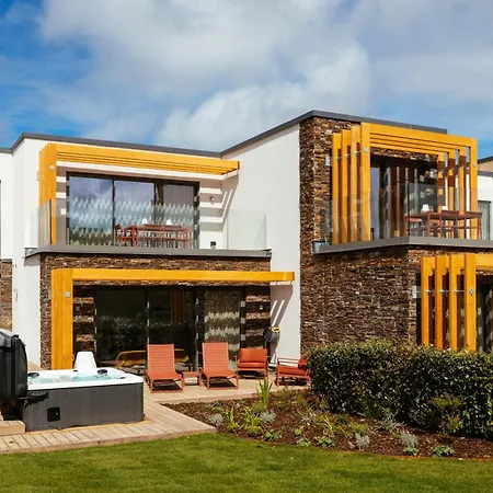 Una St Ives-2
